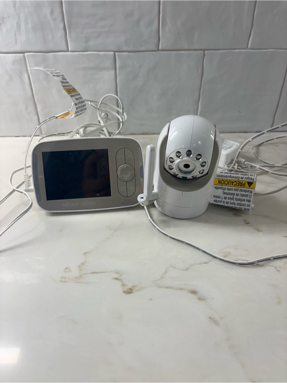 Infant Optics dxr-8 baby monitor